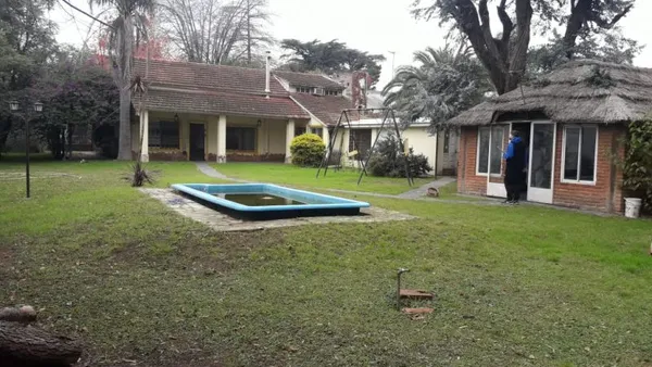 Casa en 10 DE NOVIEMBRE 2200