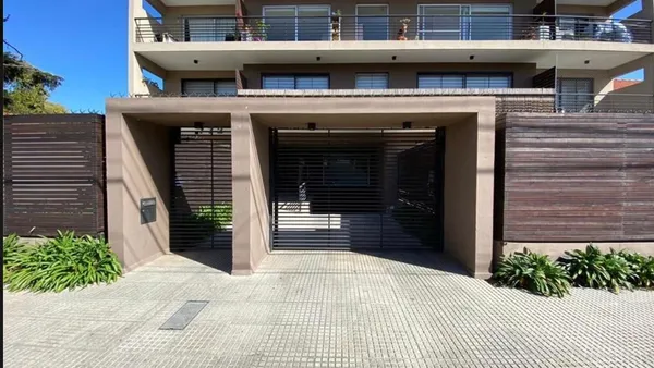 Departamento en FLORENTINO AMEGH 700
