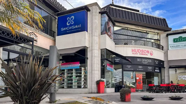 Local Comercial en Pza. Comercial H