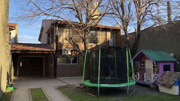 Casa en Juan Larrea 200