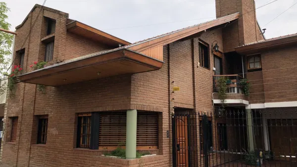 Casa en ARISTOBULO DEL V 200