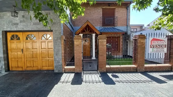 Casa en ATAHUALPA 1200