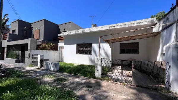 Casa en PIEDRA BUENA 7700