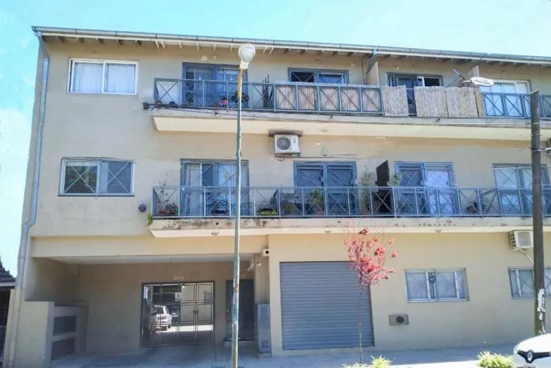Departamento en MORENO 2600