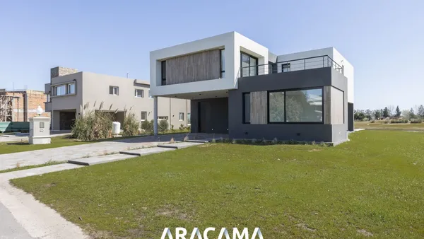 Casa en San Eliseo Golf