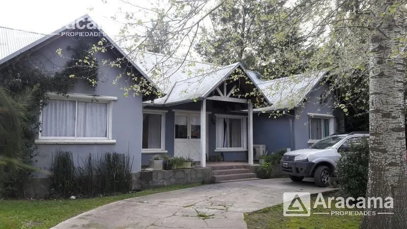 Casa en Barrio Privado E