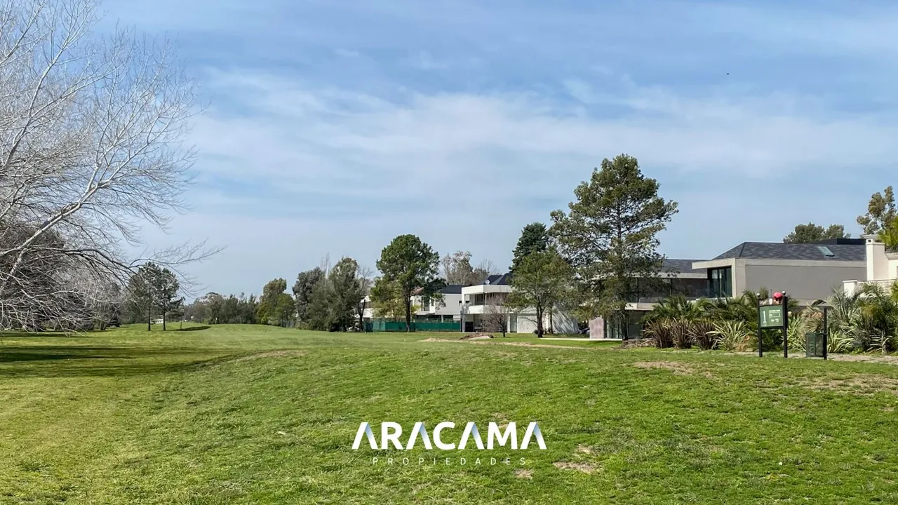 Lote en Saint Thomas Oes