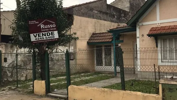 Lote en Cavour 4400