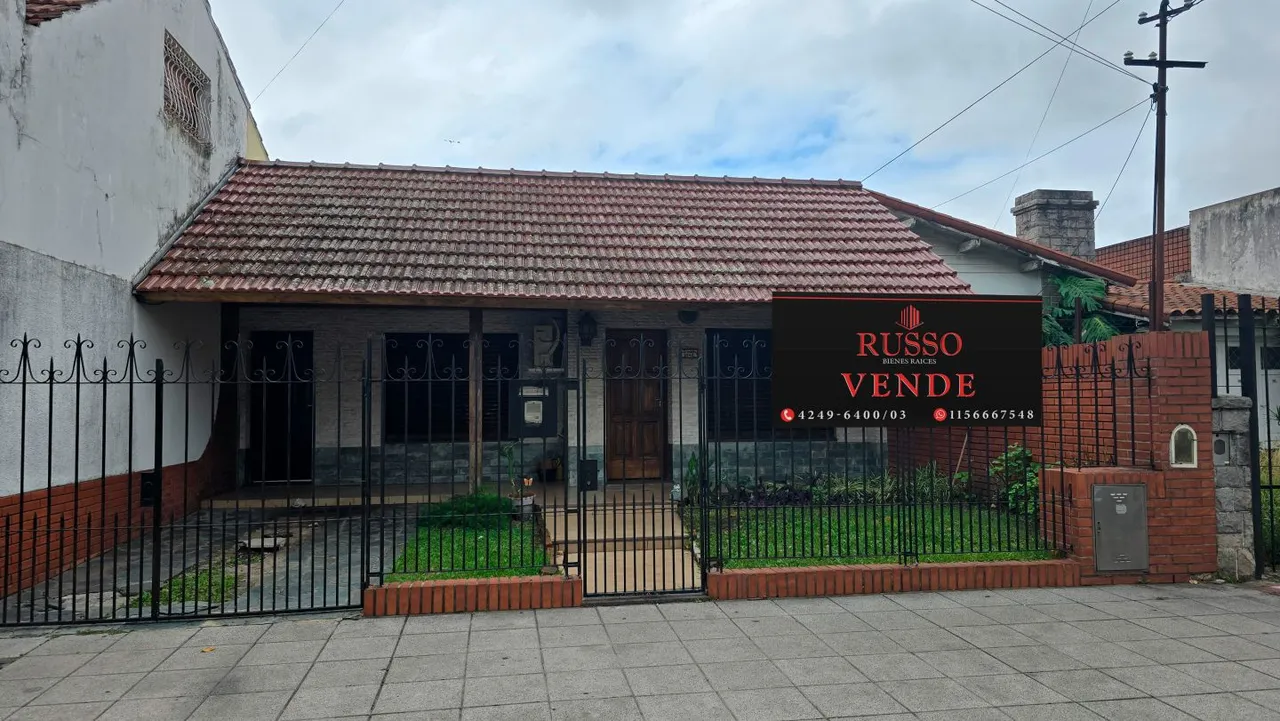 Casa en Las Piedras 2200
