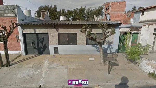 Local Comercial en DE VEDIA, AGUSTI 2100