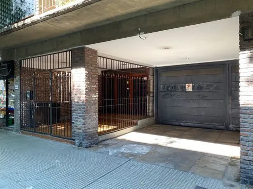 Cochera en MARTIN RODRIGUEZ 700