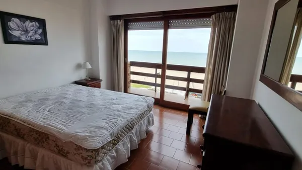Departamento en Avenida costaner 700