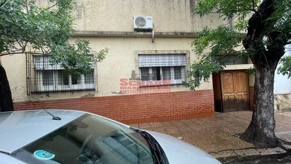Casa en SARMIENTO 400