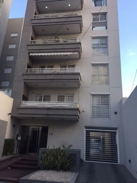 Departamento en LLAVALLOL 400