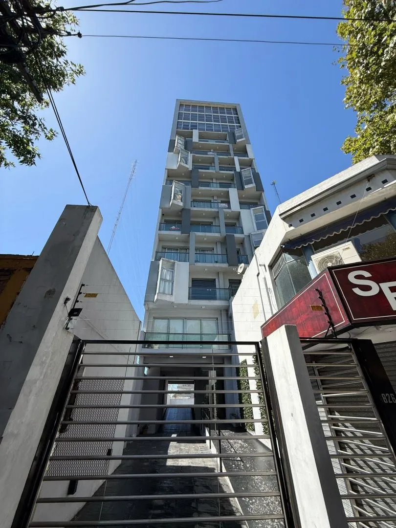 Oficina en ALVEAR 800