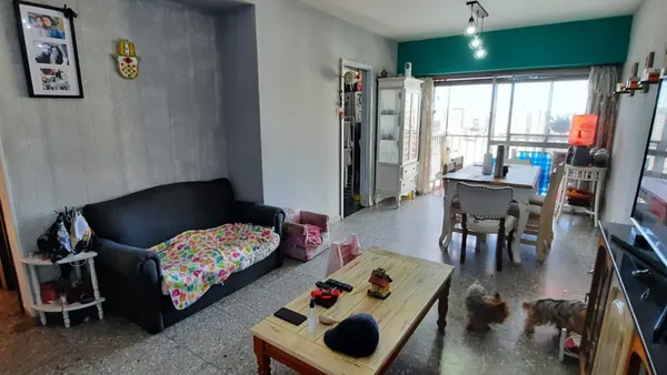Departamento en HIPOLITO IRIGOYE 500