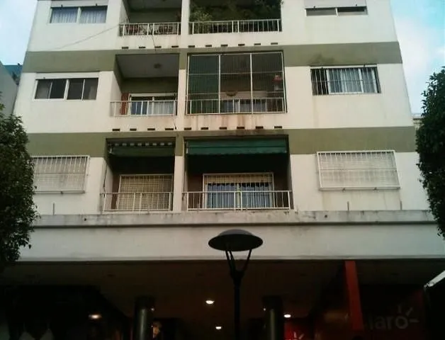 Departamento en RIVADAVIA 100