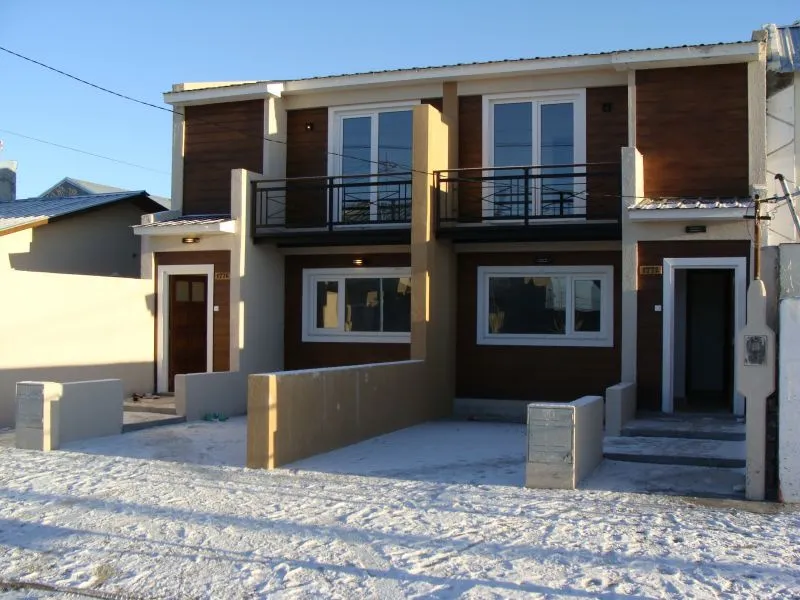 Departamento en ALMIRANTE BROWN 1700