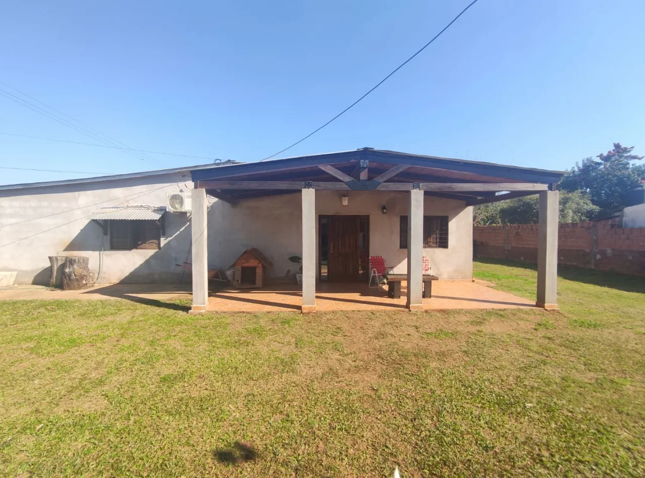 Casa en CARLOS PELLEGRIN 1400