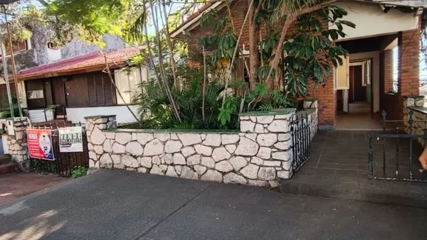 Casa en A. ROQUE SAENZ P 300