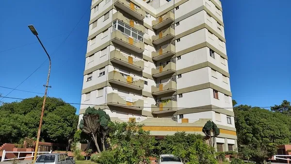 Departamento en Avenida 3 4500