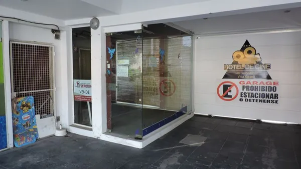Local Comercial en Avenida 3 800