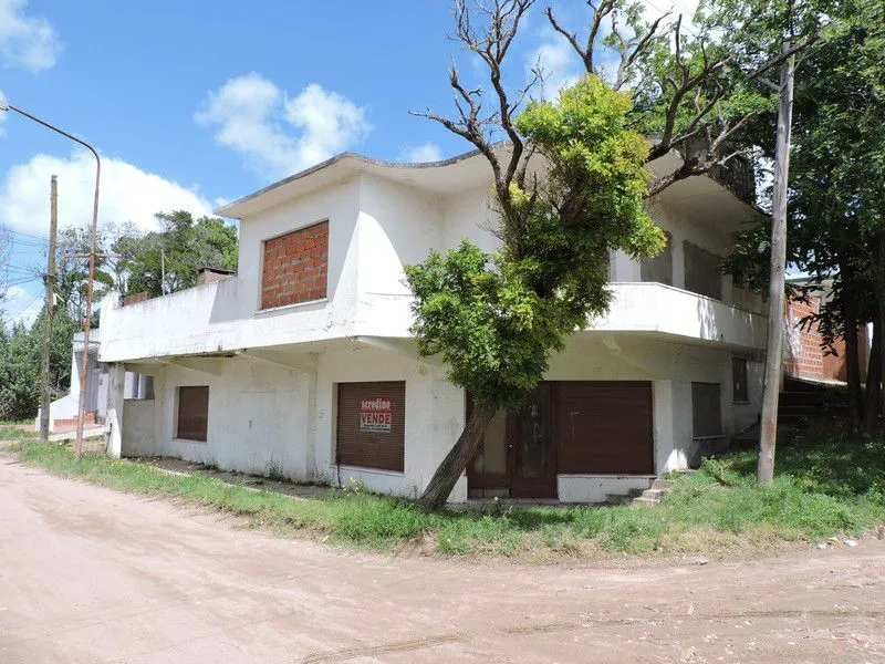 Edificio en Paseo 105 bis 600