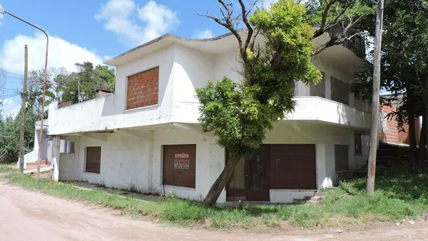 Edificio en Paseo 105 bis 600