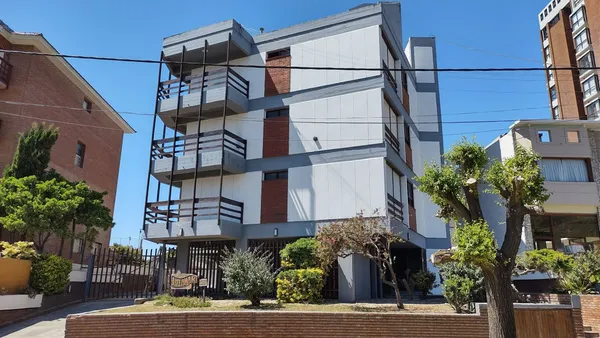 Departamento en Avenida 1 800