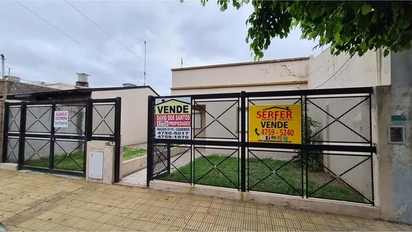 Casa en Sarmiento 4300