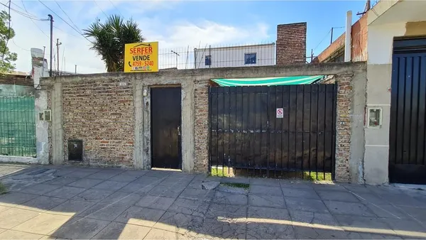 Casa en Av Republica 4800