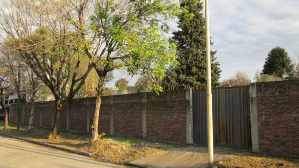 Lote en Coronel Lezica 800