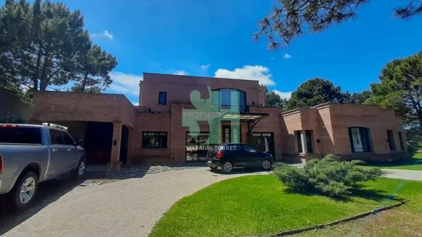 Casa en Boulevard La Her 800