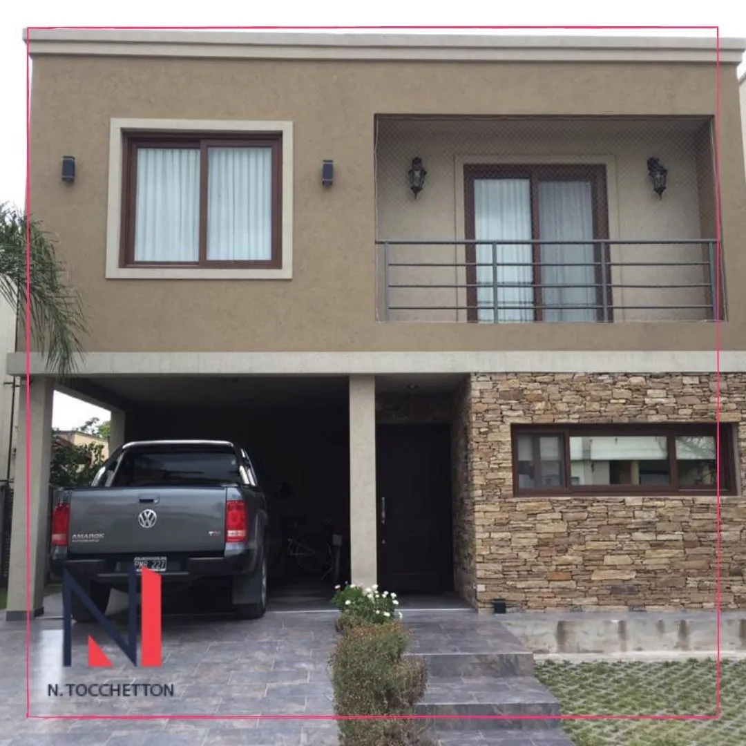 Casa en Martin Castro 2200
