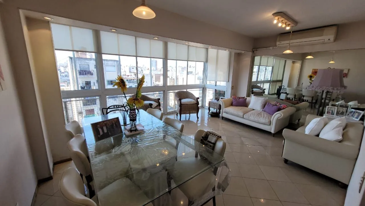 Departamento en AV.PUEYRREDON 700