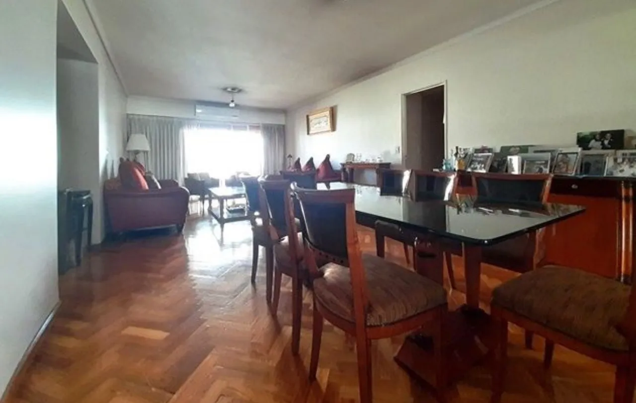 Departamento en BERUTI 2400