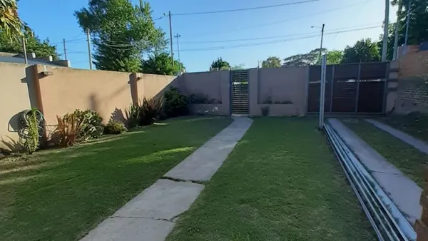 Casa en TRIPULANTES DEL 9400