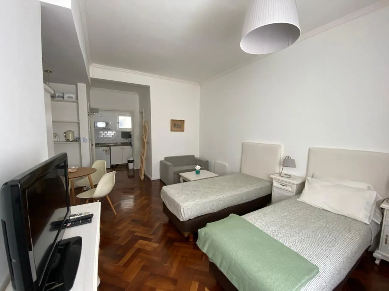 Departamento en Vicente López 1700