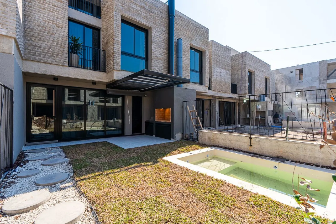 Casa en Wilde 400