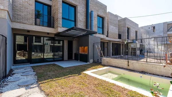 Casa en Wilde 400