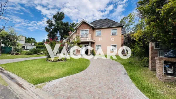 Casa en MAIPU 1300