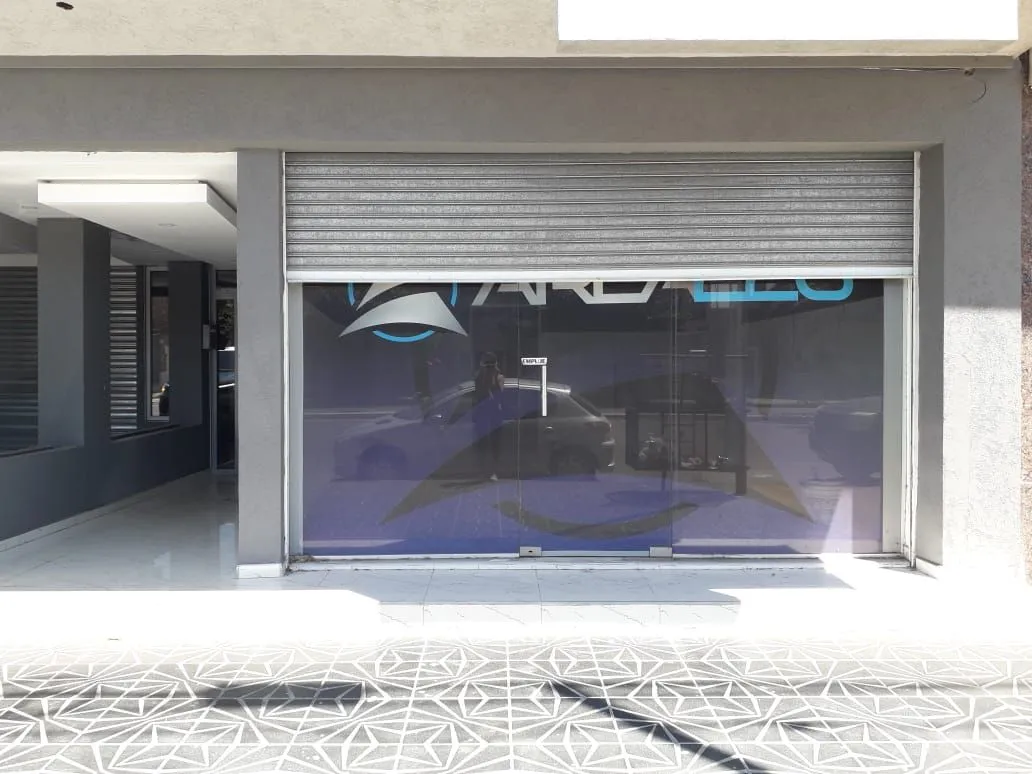 Local Comercial en Av. del Valle 3000