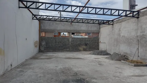 Local Comercial en Ayacucho 4200