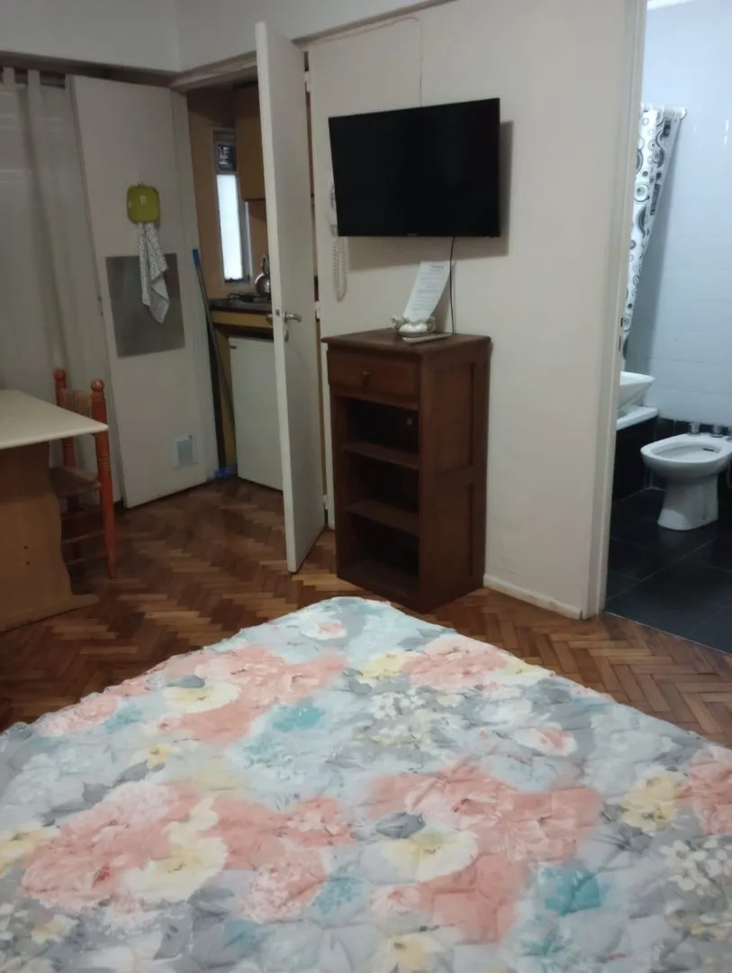 Departamento en Callao 200