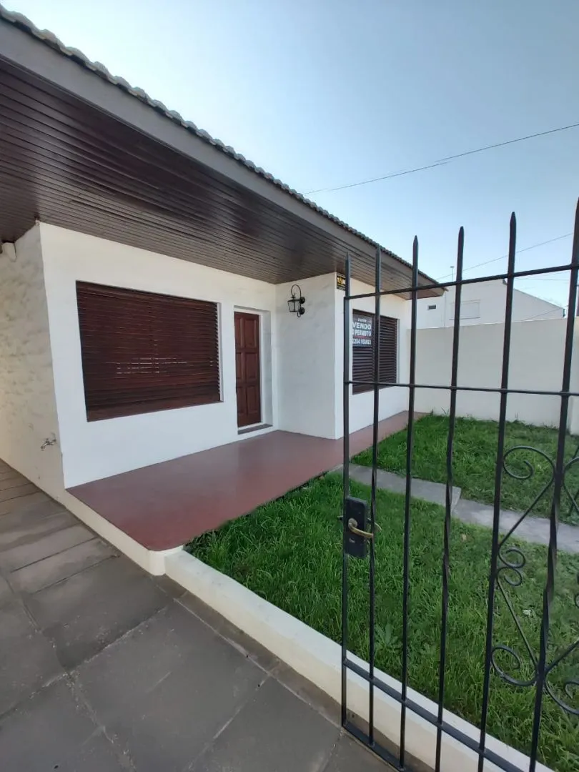 Casa en BOLIVAR 1300