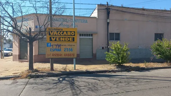 Local Comercial en Ituzaingo 2800