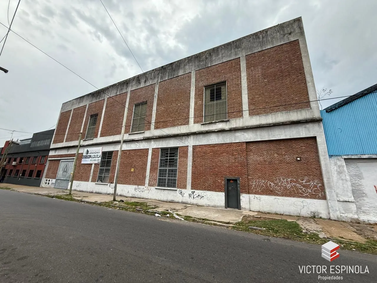 Galpon en Almeyra 2300