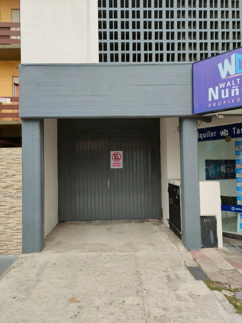 Cochera en SAN JUAN 2500