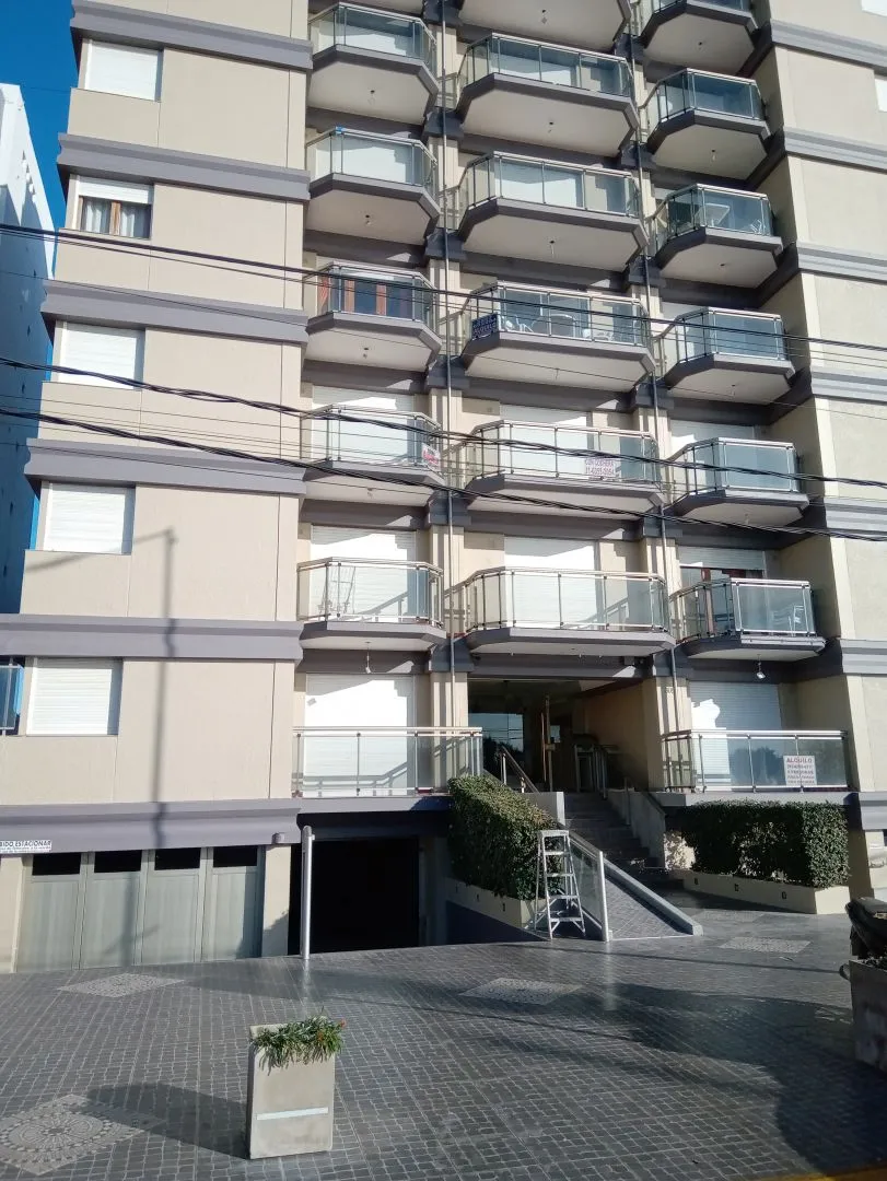 Departamento en Costanera 3000