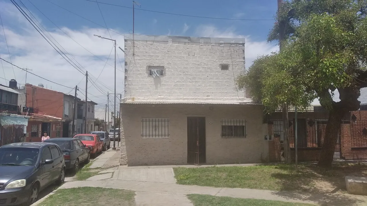 Casa en Puan 4600
